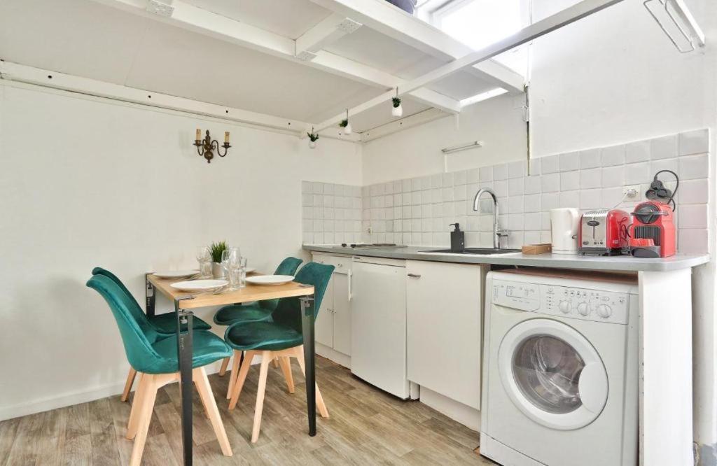 Appartement Quartier Dans Le Marais Hotel De Ville Paris Exteriör bild